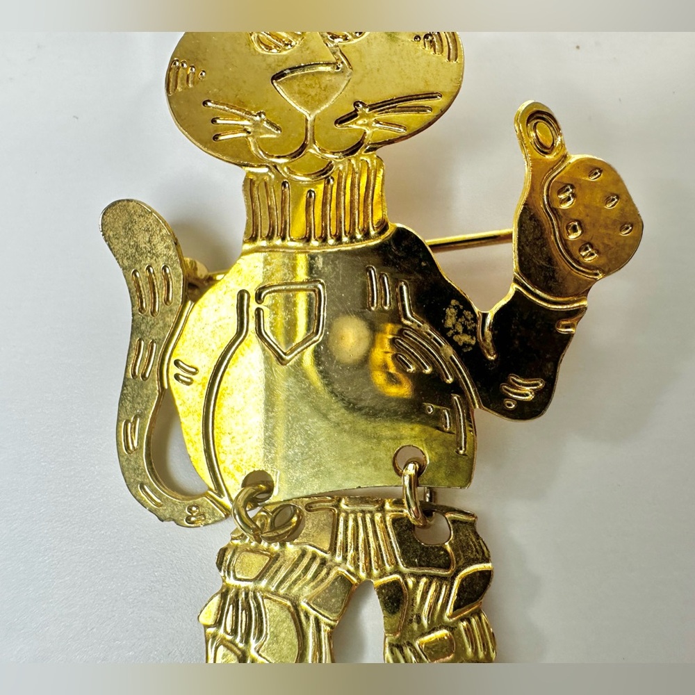🐱Kitschy Vintage Thumbs Up Cat in Sneakers Brooch - Picture 6 of 11